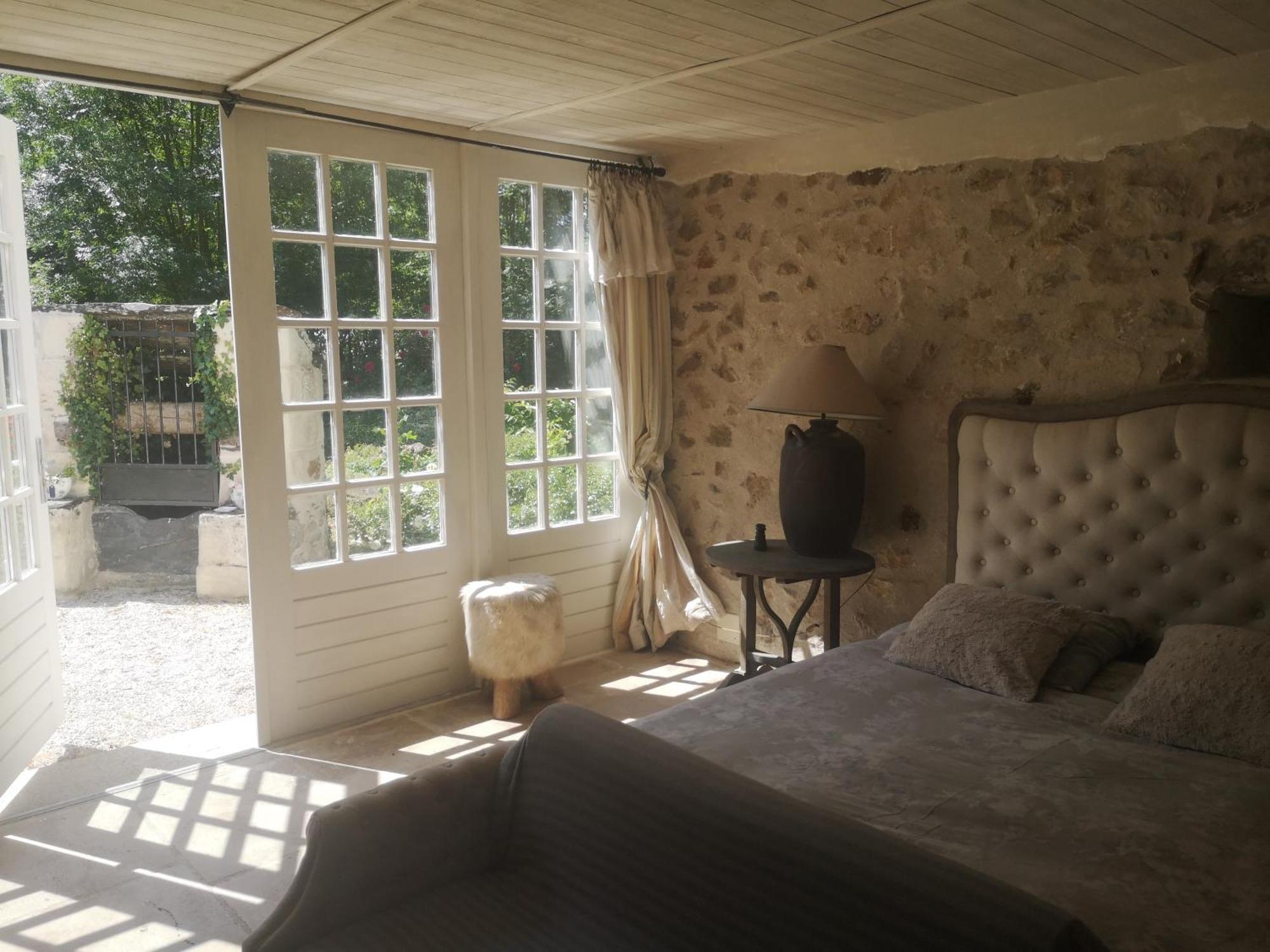 Le Mouton Bed & Breakfast Blaison ภายนอก รูปภาพ