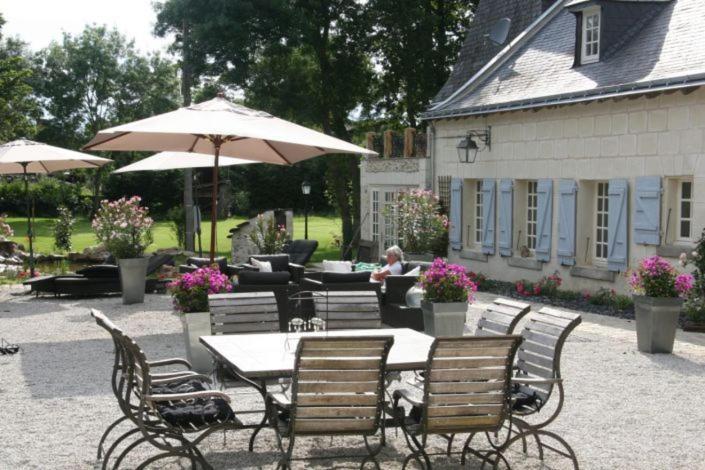 Le Mouton Bed & Breakfast Blaison ภายนอก รูปภาพ