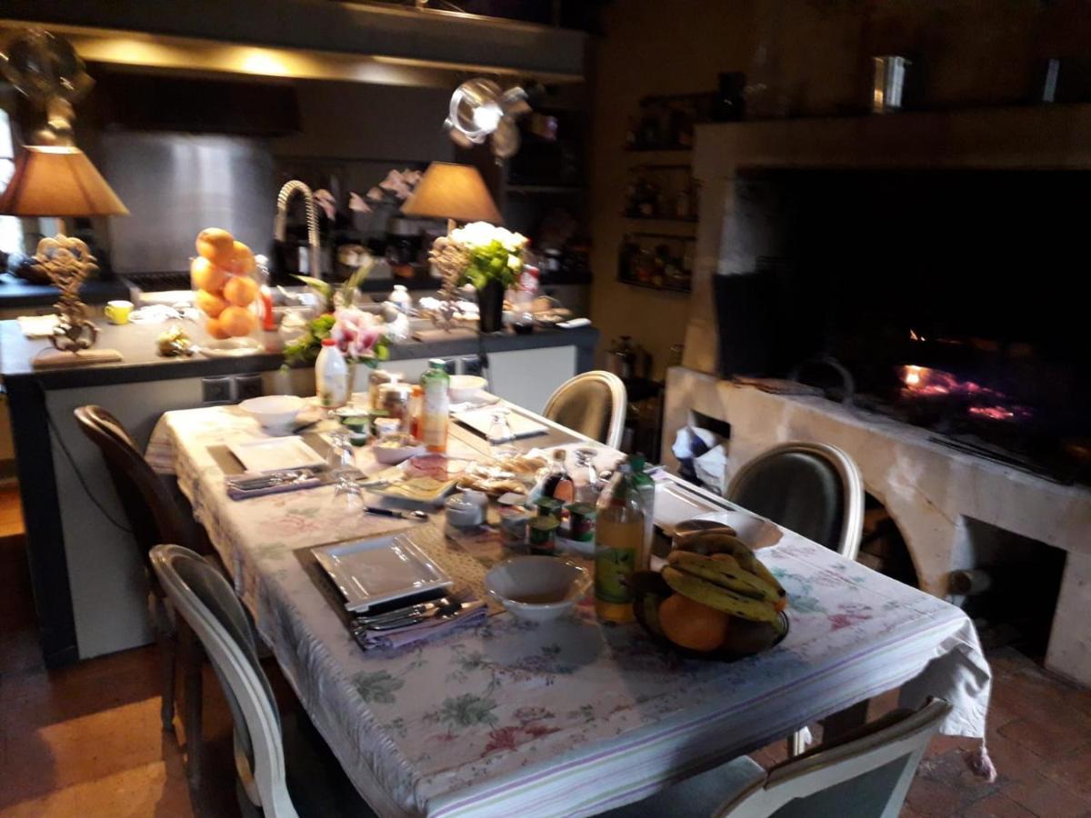 Le Mouton Bed & Breakfast Blaison ภายนอก รูปภาพ